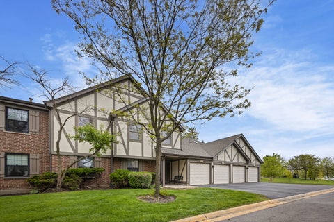 Tiny photo for 338 Essex Court #338, Wood Dale, IL 60191 (MLS # 12641611)
