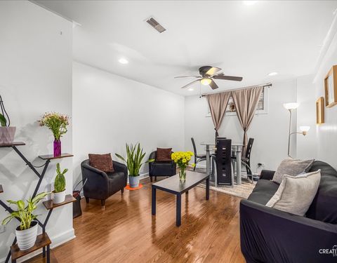 Tiny photo for 3335 W BYRON Street #G, Chicago, IL 60618 (MLS # 12683050)
