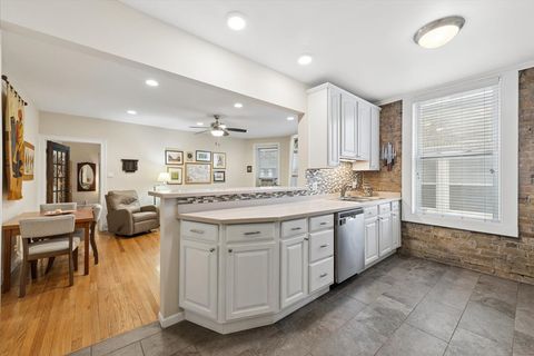 Tiny photo for 6650 N Glenwood Avenue #1S, Chicago, IL 60626 (MLS # 12575829)