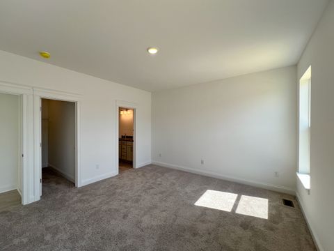 Tiny photo for 666 Savanna Drive, Hampshire, IL 60140 (MLS # 12430409)