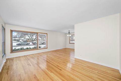 Tiny photo for 16049 Minerva Avenue, South Holland, IL 60473 (MLS # 12475226)