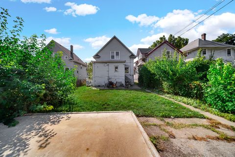 Tiny photo for 5440 W Cortez Street, Chicago, IL 60651 (MLS # 12488831)