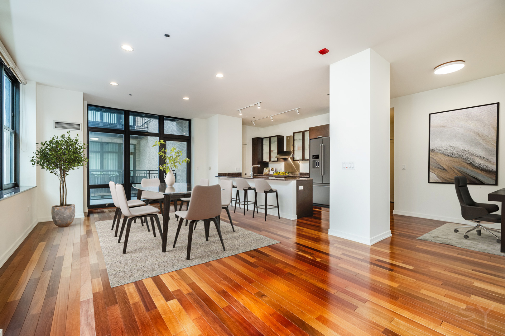 6 N MICHIGAN Avenue 1508