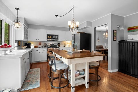 Tiny photo for 1102 N Pepper Tree Drive, Palatine, IL 60067 (MLS # 12673269)