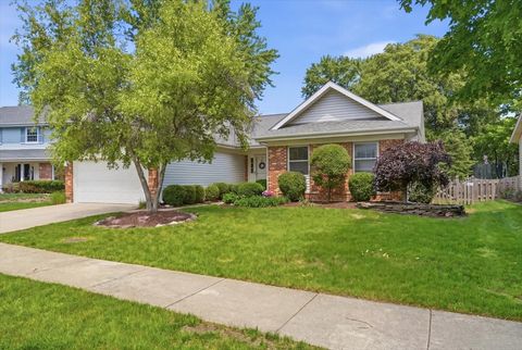 Photo of 1109 Whitman Place, Vernon Hills, IL 60061 (MLS # 12660398)