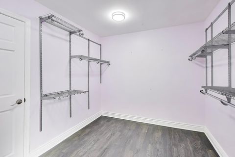 Tiny photo for 421 W Hawthorne Street, Arlington Heights, IL 60004 (MLS # 12602630)