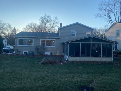 Tiny photo for 1079 S Lewis Avenue, Lombard, IL 60148 (MLS # 12526474)