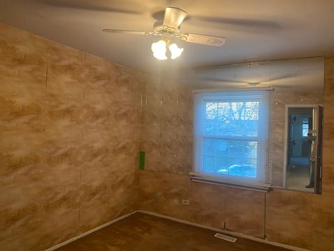 Tiny photo for 1079 S Lewis Avenue, Lombard, IL 60148 (MLS # 12526474)