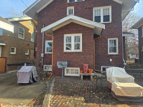 Tiny photo for 1416 N Clinton Boulevard, Bloomington, IL 61701 (MLS # 12534491)