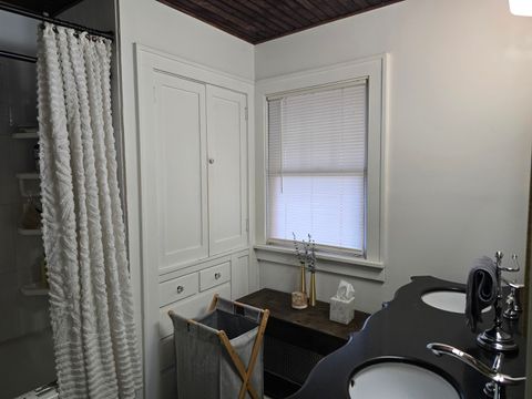 Tiny photo for 1416 N Clinton Boulevard, Bloomington, IL 61701 (MLS # 12534491)