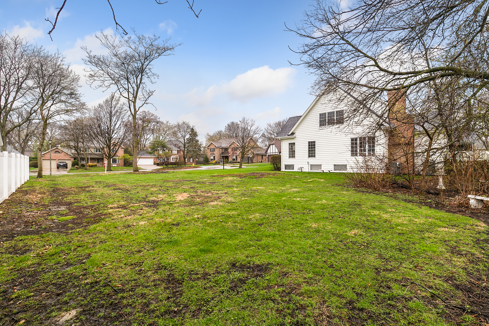 Photo 1 of 6 — 439 S Parkside Avenue, Elmhurst, IL 60126
