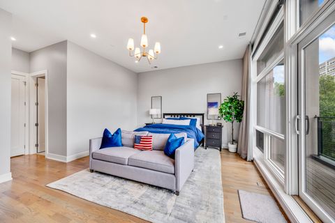 Tiny photo for 1310 N Cleveland Avenue #3, Chicago, IL 60610 (MLS # 12532807)