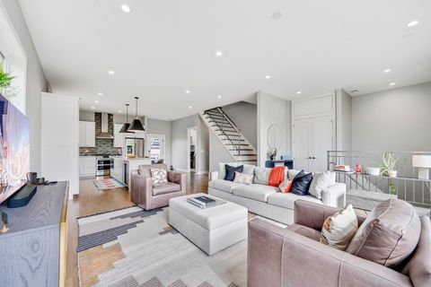 Tiny photo for 1310 N Cleveland Avenue #3, Chicago, IL 60610 (MLS # 12532807)