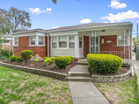 9007 S JEFFERY Boulevard Chicago IL 60617