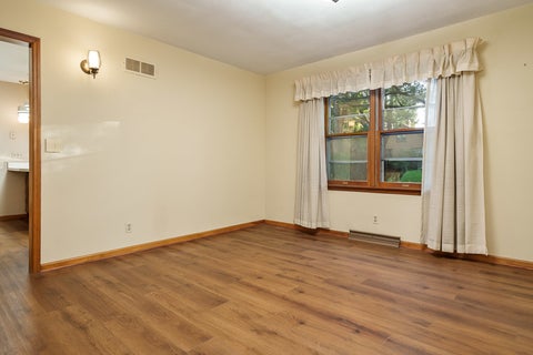 Tiny photo for 823 COOLIDGE Place, Rockford, IL 61107 (MLS # 12794517)