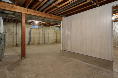 Tiny photo for 823 COOLIDGE Place, Rockford, IL 61107 (MLS # 12794517)