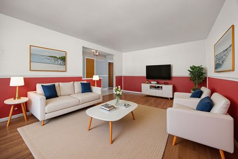 Tiny photo for 241 Pleasant Drive, Elk Grove Village, IL 60007 (MLS # 12520229)