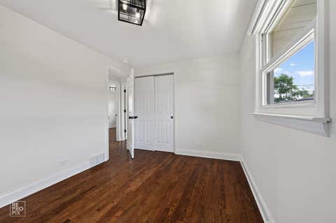 Tiny photo for 7725 NARRAGANSETT Avenue, Burbank, IL 60459 (MLS # 12709098)