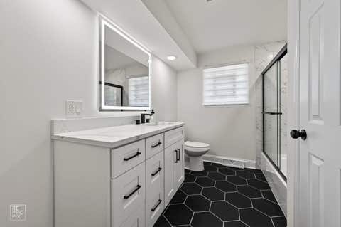 Tiny photo for 7725 NARRAGANSETT Avenue, Burbank, IL 60459 (MLS # 12709098)