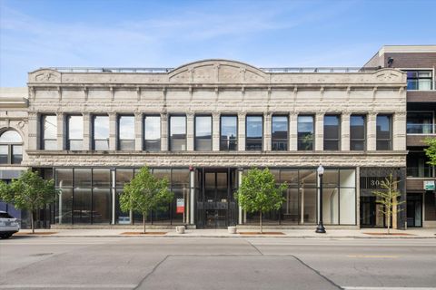Photo of 3024 N Lincoln Avenue #H, Chicago, IL 60657 (MLS # 12637661)