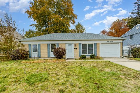 Photo of 720 Union Avenue, Romeoville, IL 60446 (MLS # 12519614)