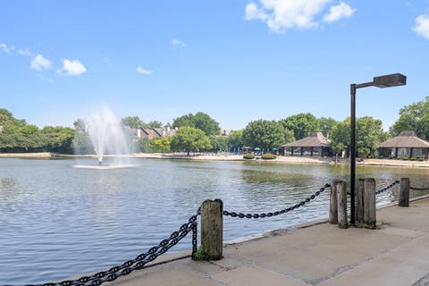 Tiny photo for 2005 S Finley Road #103, Lombard, IL 60148 (MLS # 12712106)