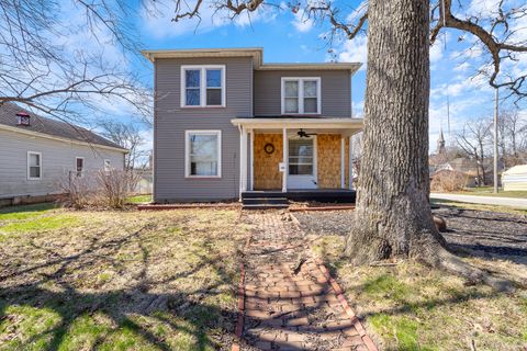 Photo of 602 S Vermillion Street, Streator, IL 61364 (MLS # 12588592)