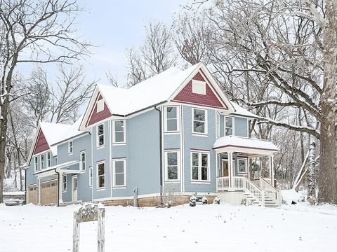 885 Geneva Road St. Charles IL 60174