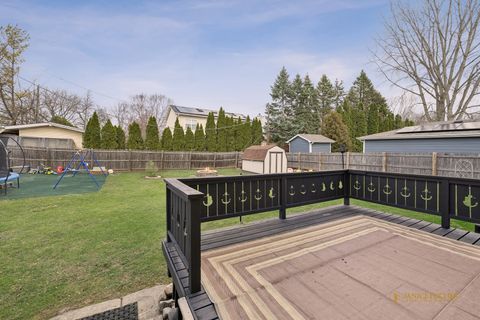 Tiny photo for 306 Juniper Road, Island Lake, IL 60042 (MLS # 12611817)