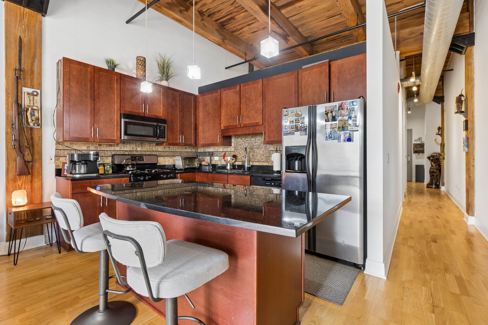 770 W Gladys Avenue 304