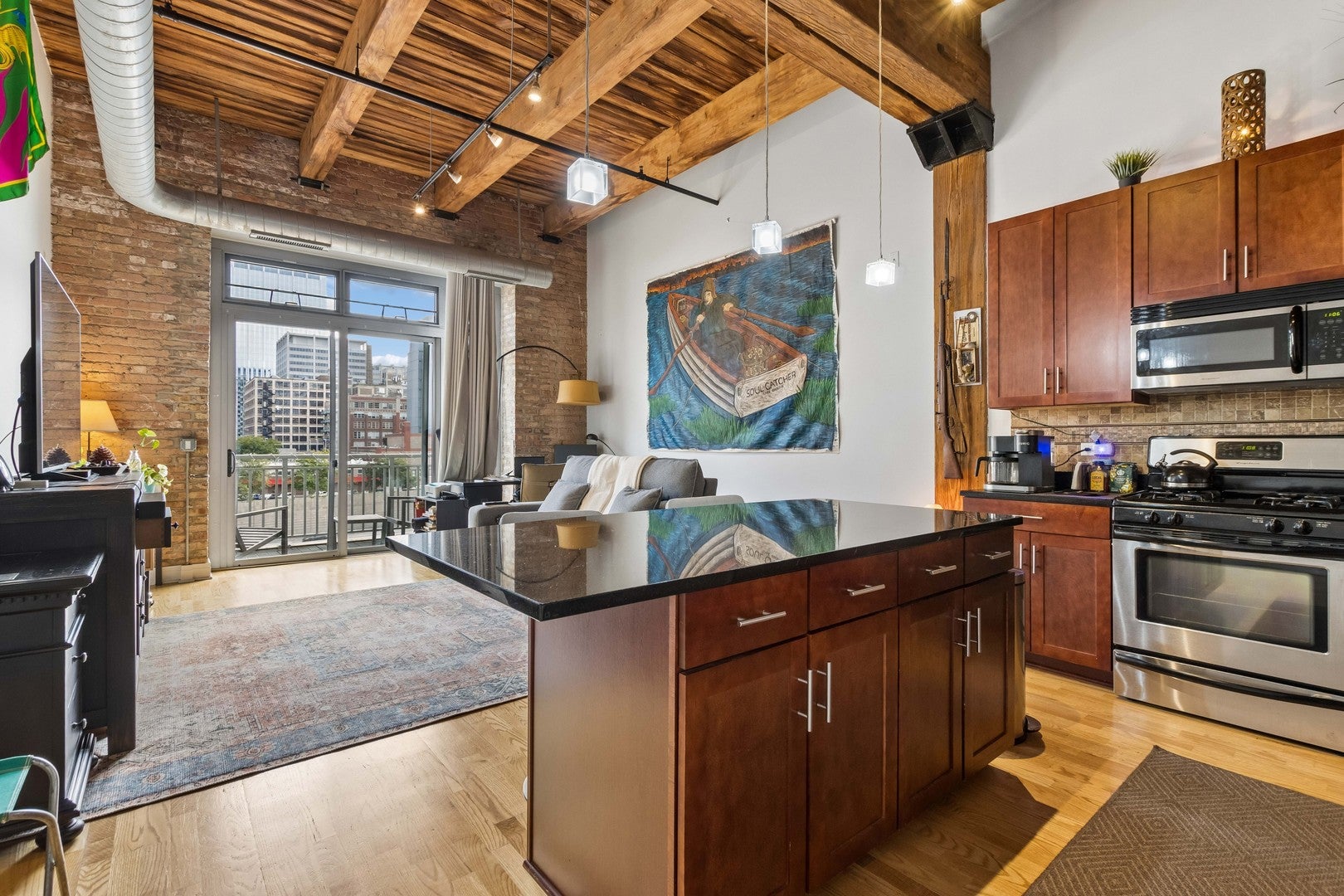 770 W Gladys Avenue 304