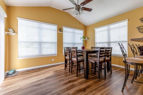 Tiny photo for 3316 Highwood Court, Elgin, IL 60124 (MLS # 12429391)