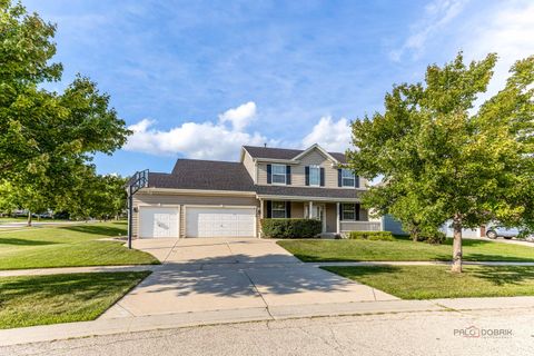 Tiny photo for 3316 Highwood Court, Elgin, IL 60124 (MLS # 12429391)
