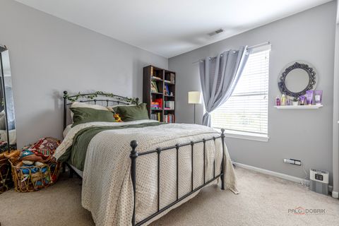 Tiny photo for 3316 Highwood Court, Elgin, IL 60124 (MLS # 12429391)