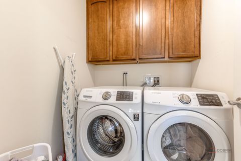 Tiny photo for 3316 Highwood Court, Elgin, IL 60124 (MLS # 12429391)
