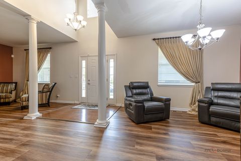 Tiny photo for 3316 Highwood Court, Elgin, IL 60124 (MLS # 12429391)