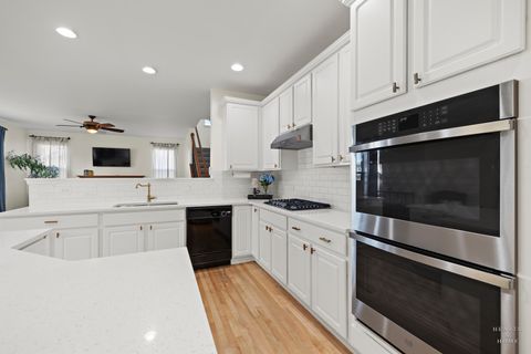 Tiny photo for 11561 Beacon Avenue, Huntley, IL 60142 (MLS # 12515656)