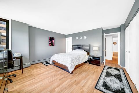 Tiny photo for 6325 N Sheridan Road #1903, Chicago, IL 60660 (MLS # 12514109)
