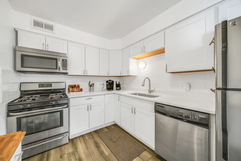 Tiny photo for 6325 N Sheridan Road #1903, Chicago, IL 60660 (MLS # 12514109)