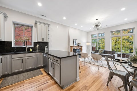 Tiny photo for 4932 N Harding Avenue #3N, Chicago, IL 60625 (MLS # 12769070)