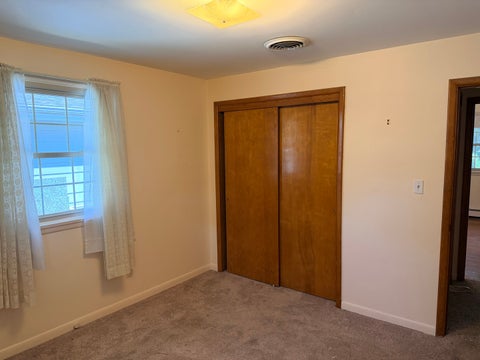 Tiny photo for 1113 Lincoln Avenue, Ottawa, IL 61350 (MLS # 12749863)