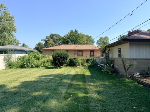 Tiny photo for 1113 Lincoln Avenue, Ottawa, IL 61350 (MLS # 12749863)