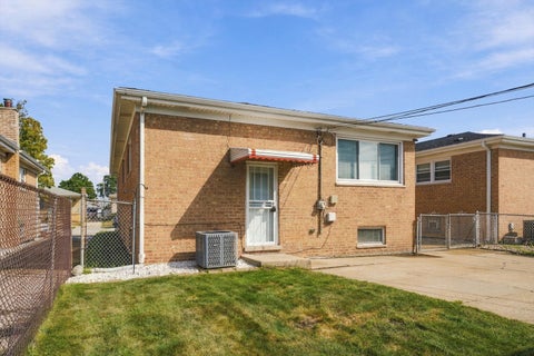 Tiny photo for 550 Yates Avenue, Calumet City, IL 60409 (MLS # 12786586)