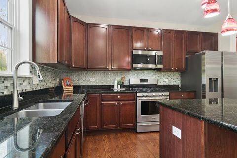 Tiny photo for 2313 Avalon Drive, Buffalo Grove, IL 60089 (MLS # 12645963)