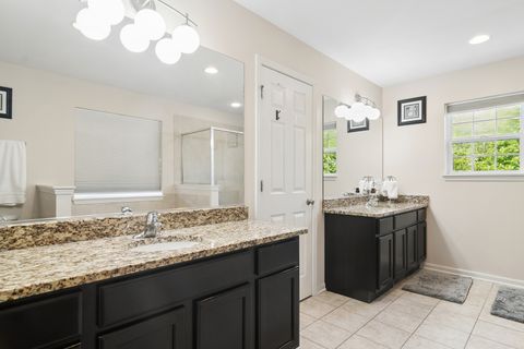 Tiny photo for 2313 Avalon Drive, Buffalo Grove, IL 60089 (MLS # 12645963)