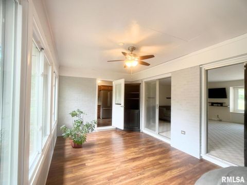 Tiny photo for 8994 Old Highway 13 Highway, Murphysboro, IL 62966 (MLS # EB459484)