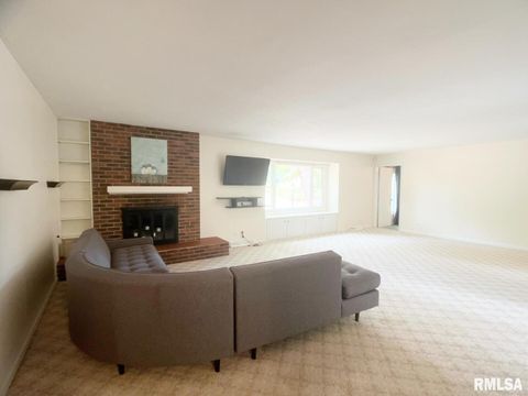 Tiny photo for 8994 Old Highway 13 Highway, Murphysboro, IL 62966 (MLS # EB459484)