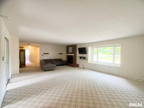 Tiny photo for 8994 Old Highway 13 Highway, Murphysboro, IL 62966 (MLS # EB459484)