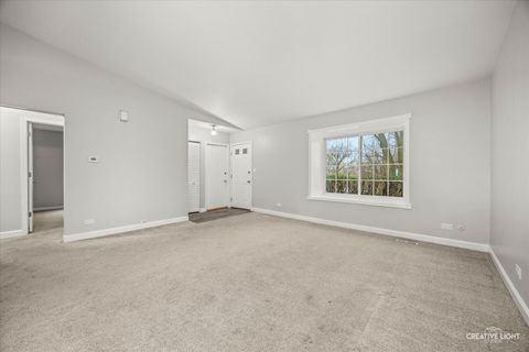 Tiny photo for 386 CAMPUS Drive, Elgin, IL 60120 (MLS # 12541390)