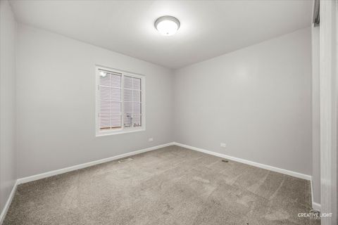 Tiny photo for 386 CAMPUS Drive, Elgin, IL 60120 (MLS # 12541390)